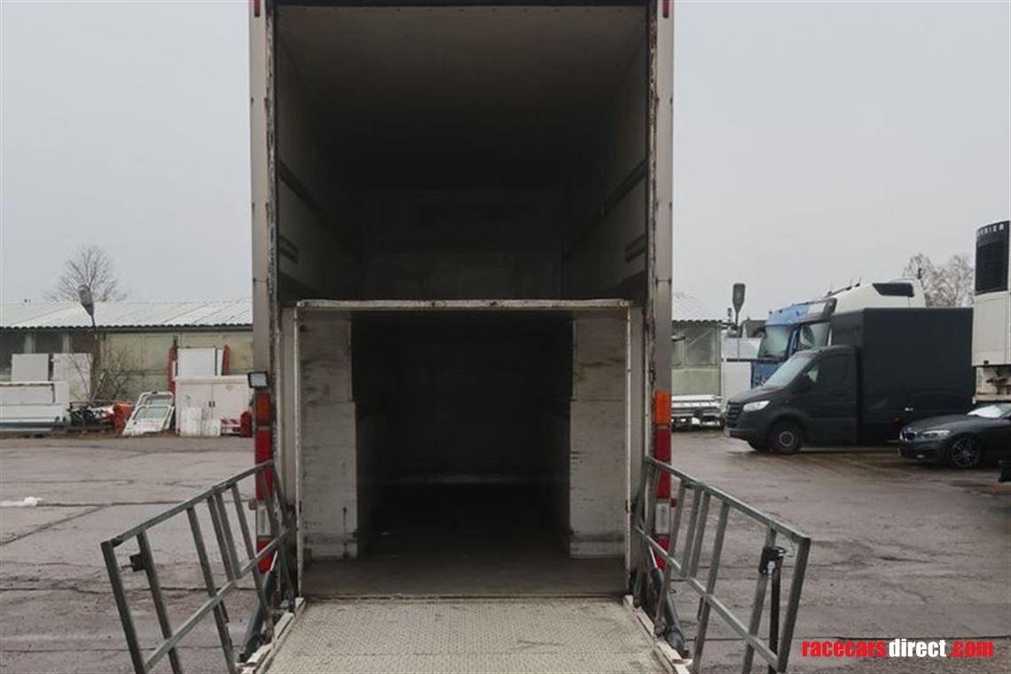 doublefloor-truck-trailer-with-lift