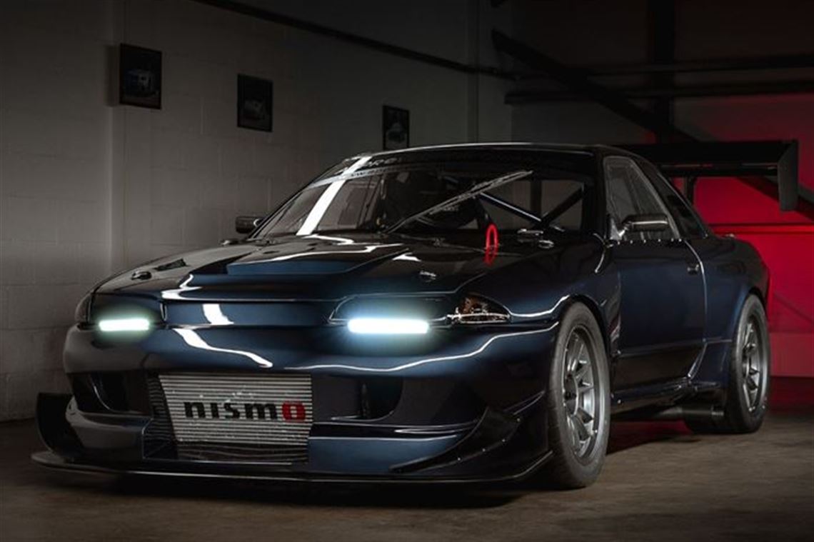 Nissan Skyline R32 Custom