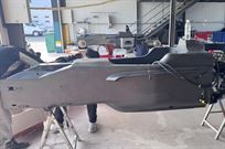 carbon-monocoque-wanted