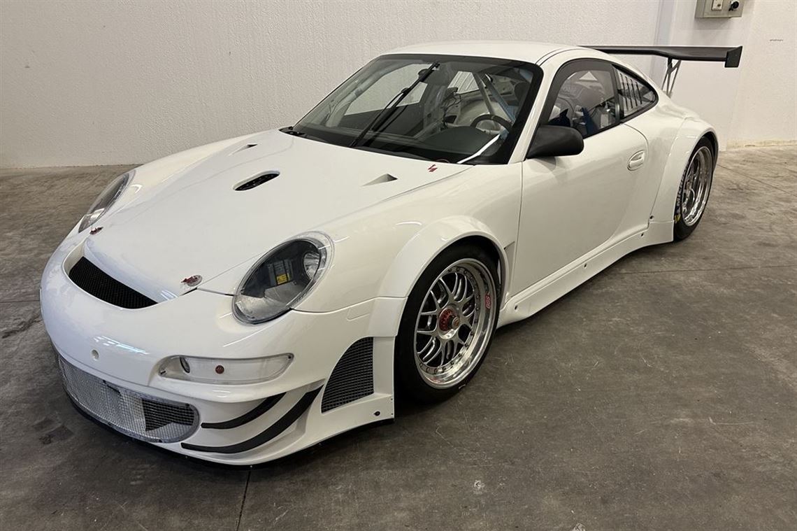 porsche-911-gt3-rsr