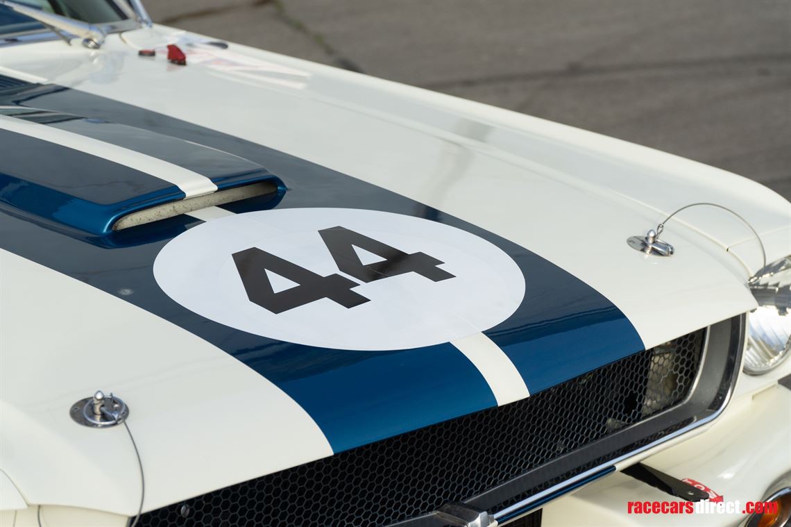 1965-ford-mustang-gt350-fia