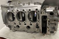 porsche-935-factory-32-litre-engine-case-rest