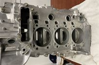 porsche-935-factory-32-litre-engine-case-rest