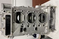 porsche-935-factory-32-litre-engine-case-rest