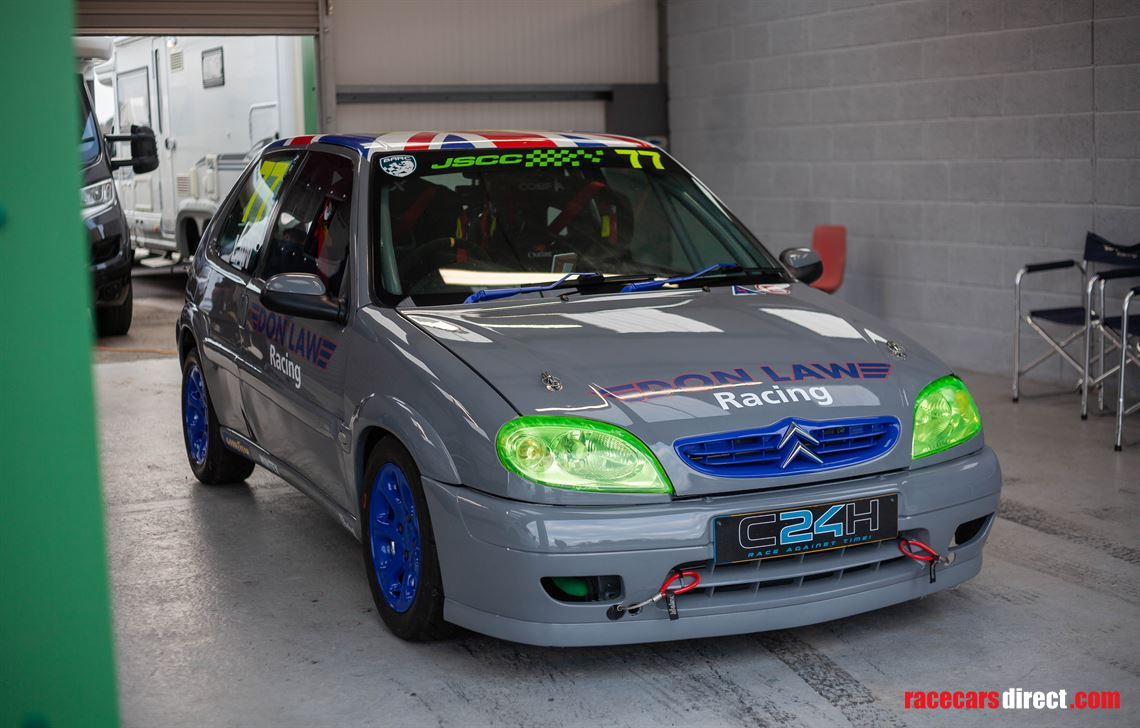 citroen-saxo-junior-saloon-car