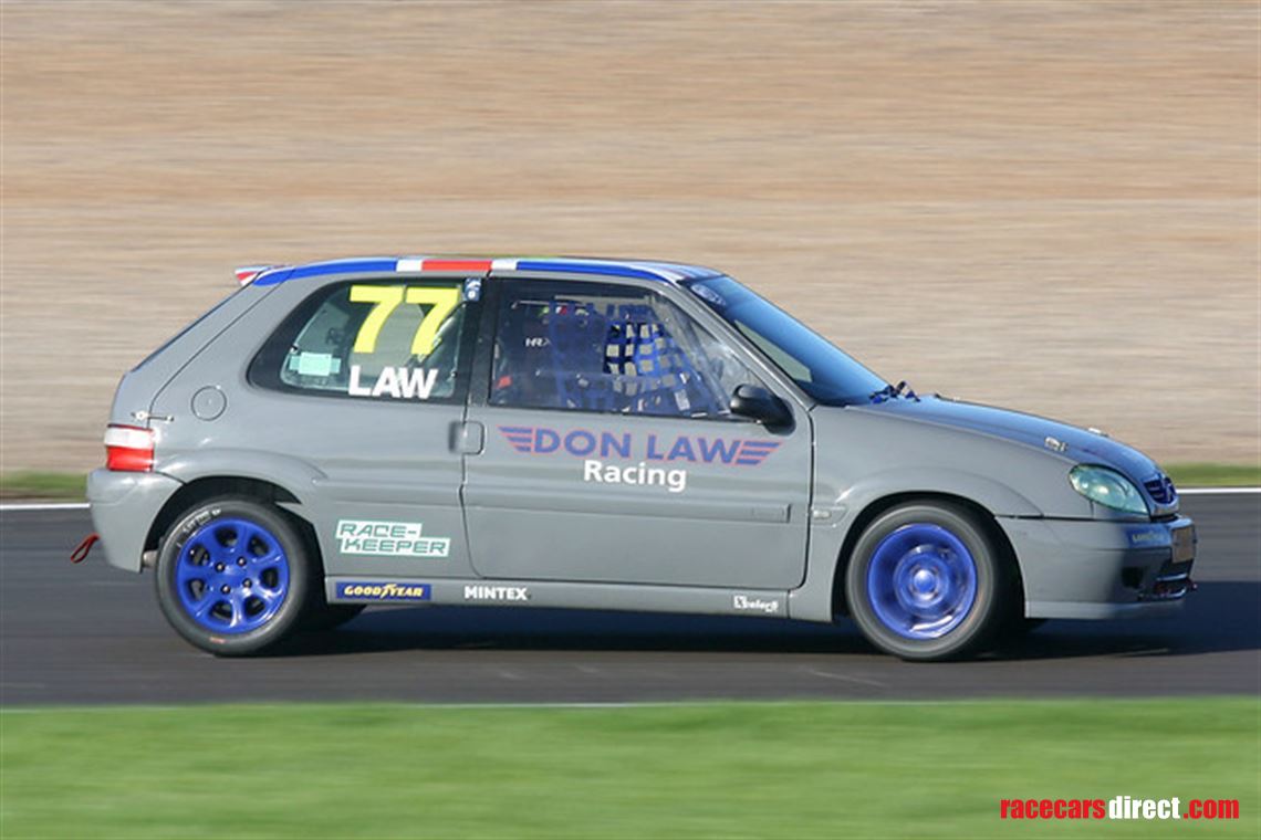 citroen-saxo-junior-saloon-car