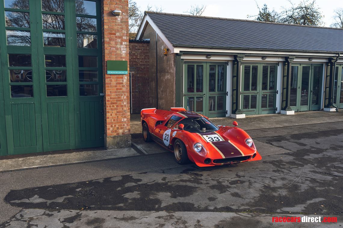 1967-lola-t70-mkiii