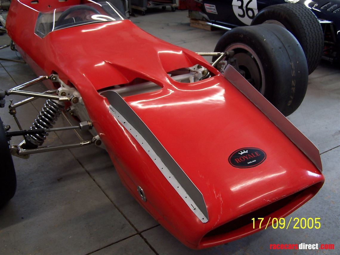 Racecarsdirect.com - Royale RP5