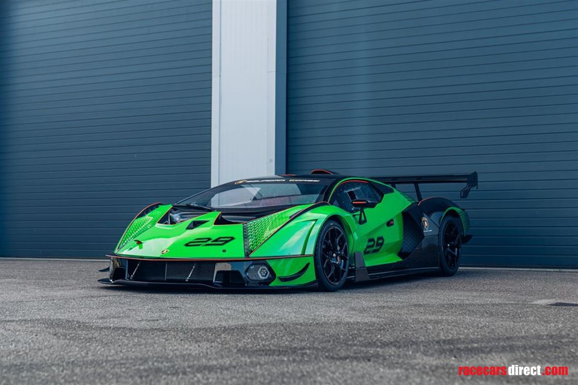 lamborghini-essenza-scv12-2022