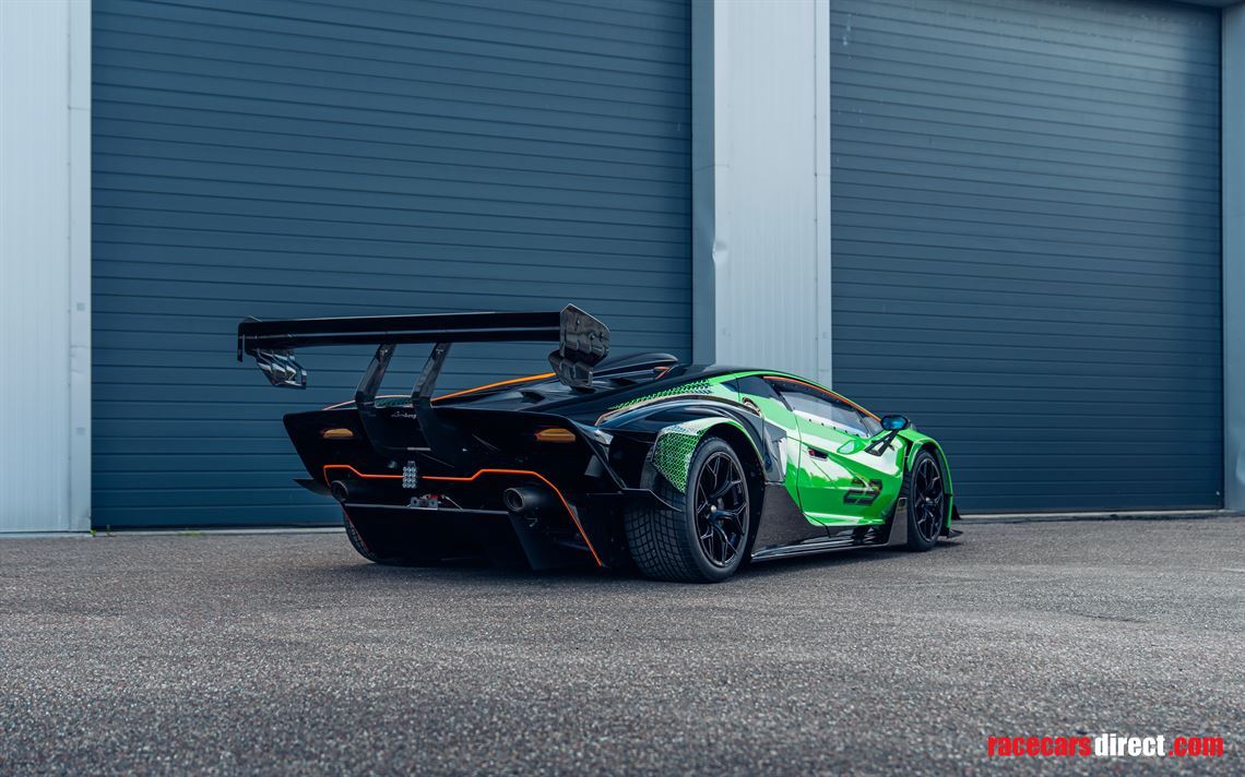 lamborghini-essenza-scv12-2022