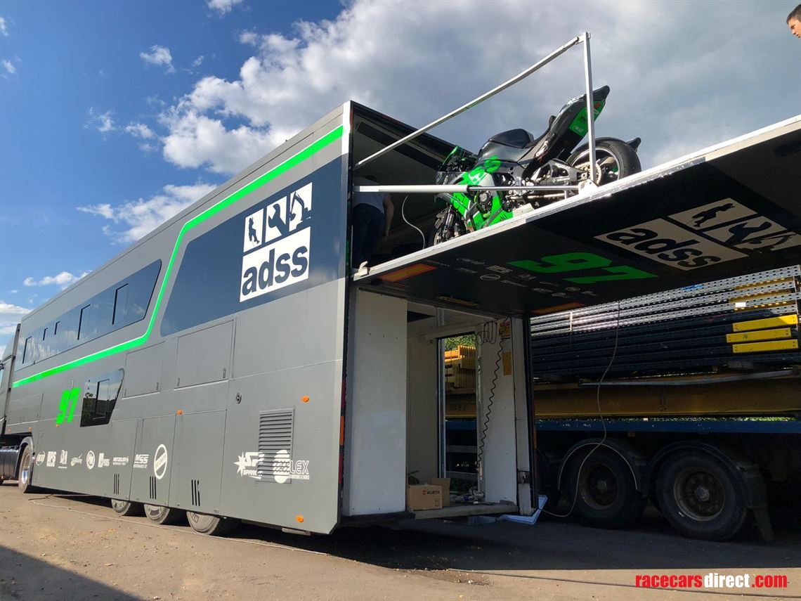 hopkins-motorsport-race-trailer-and-tractor