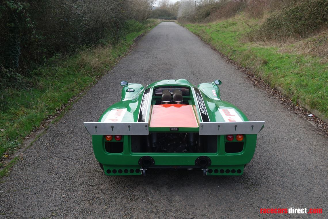 lola-t70-mk3b