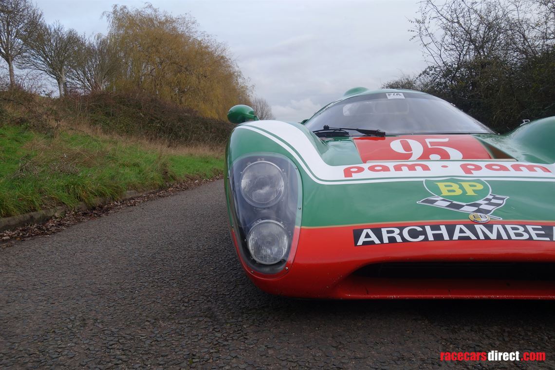 lola-t70-mk3b