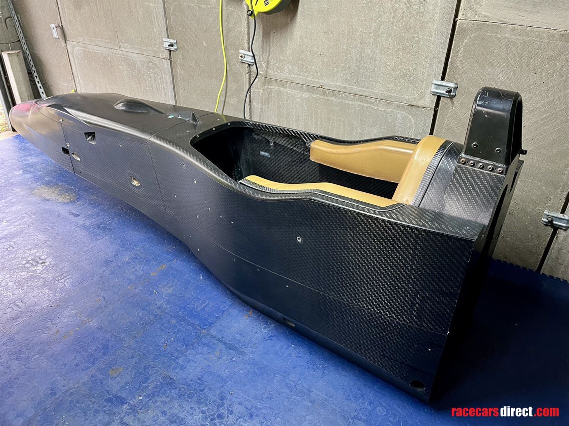 brand-new-formula-carbon-tub-nose-seat-etc