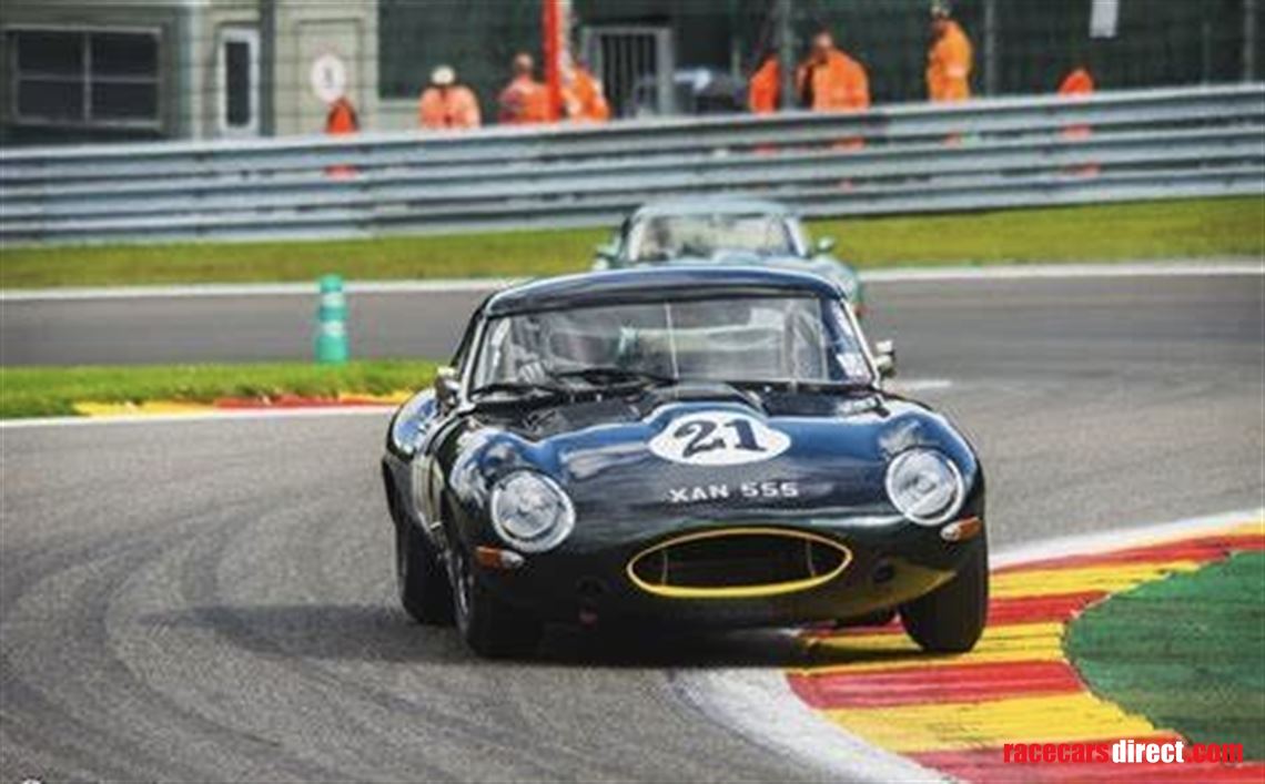 jaguar-lightweight-e-type