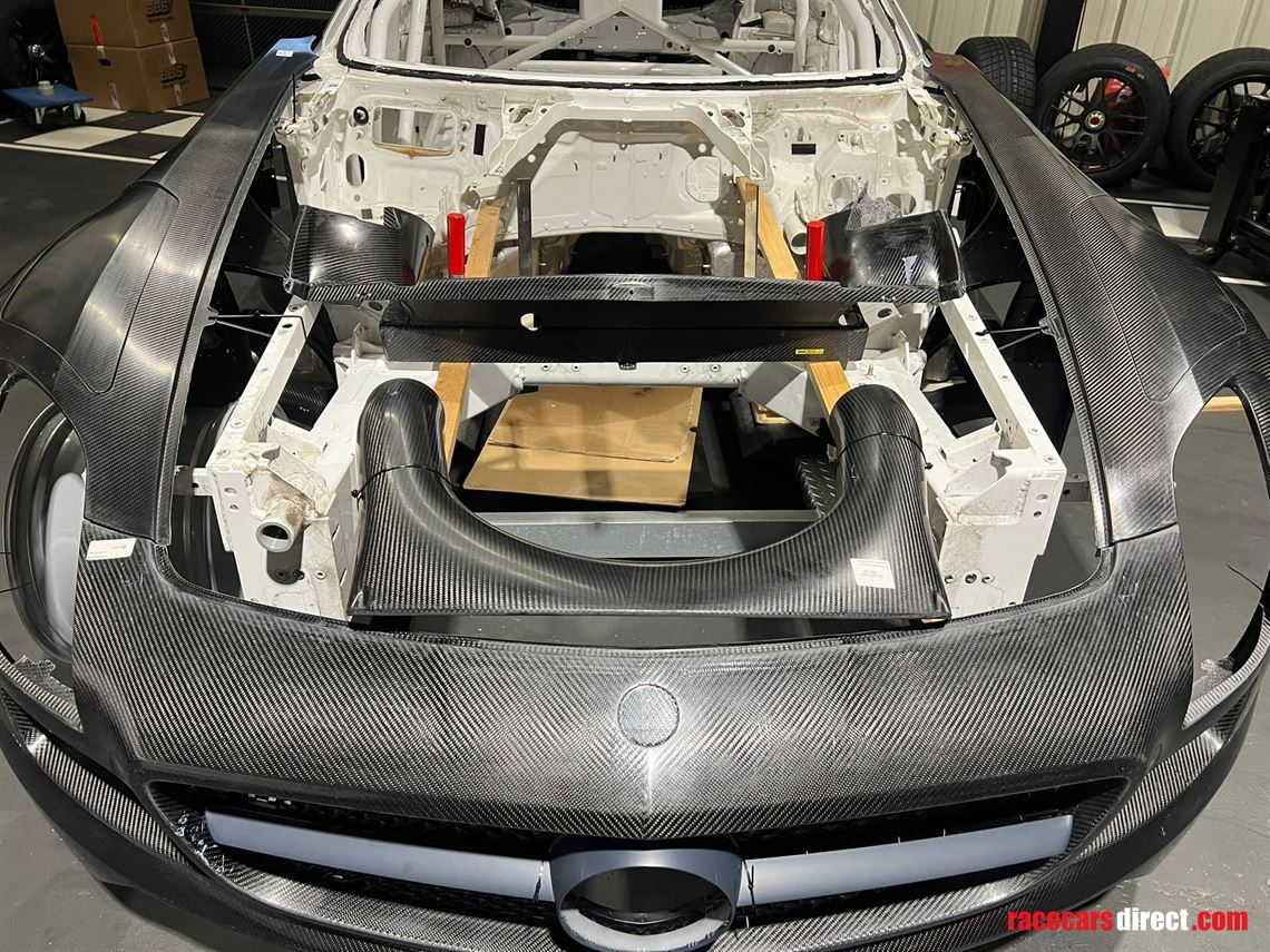 sls-amg-gt3-spare-parts-package