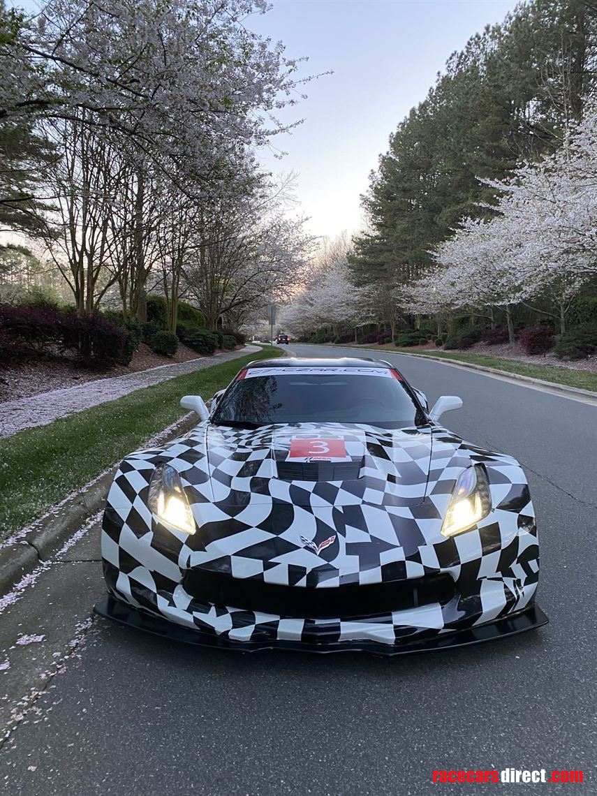 14-chevrolet-corvette-c7r-widebody-gt3-homage