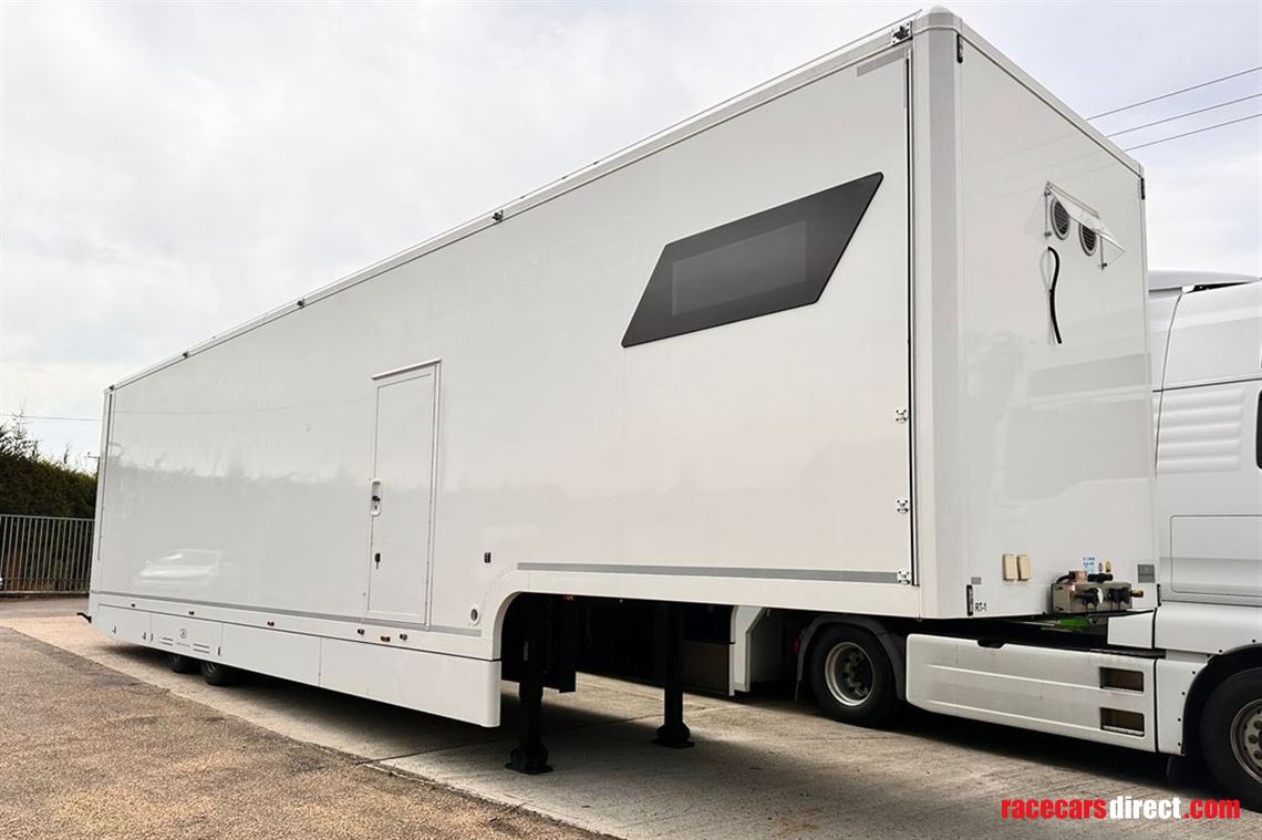 race-trailer-with-office-and-2-stegmaier-awni