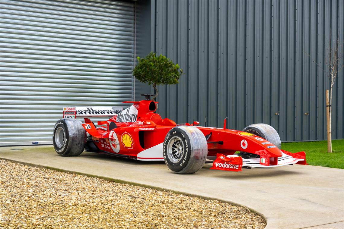 full-size-2004-ferrari-f1-replica-display-car