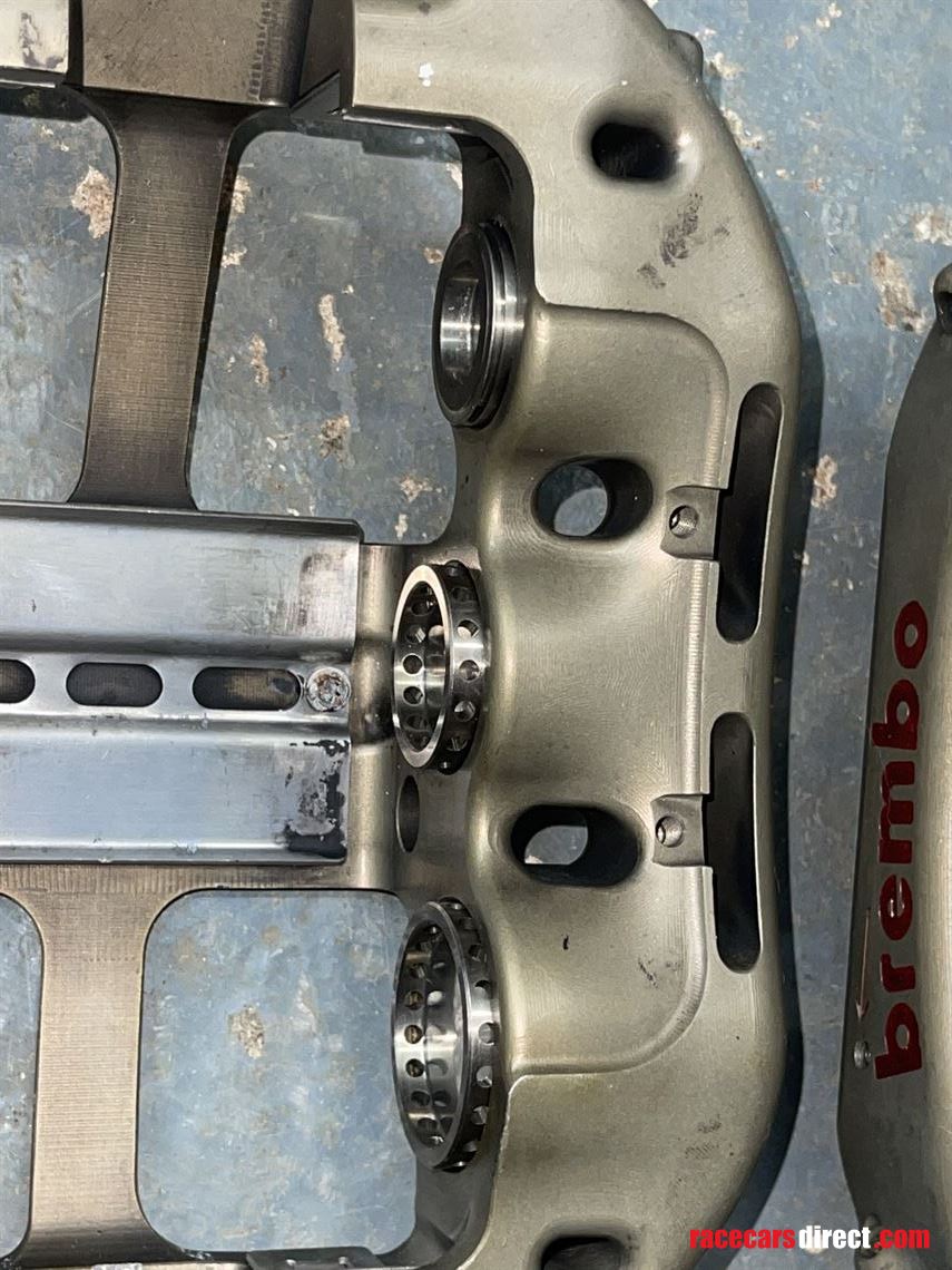 brembo-monoblock-calipers