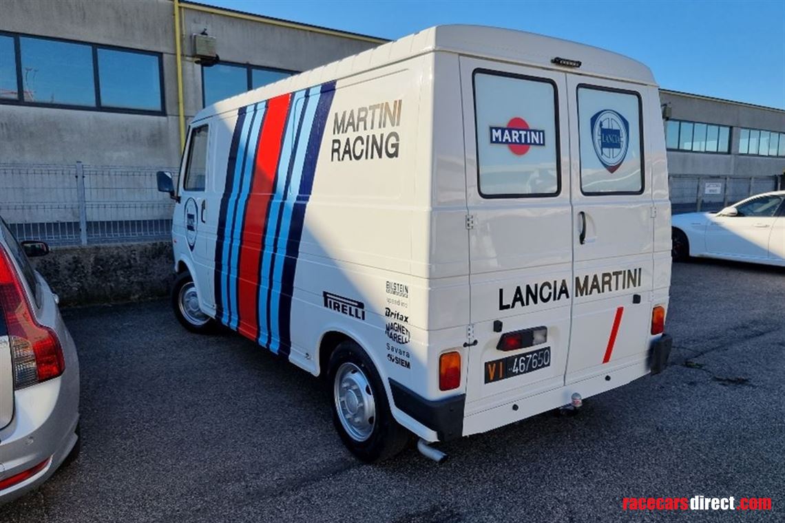 Racecarsdirect.com - Fiat 242 service Van Martini Racing