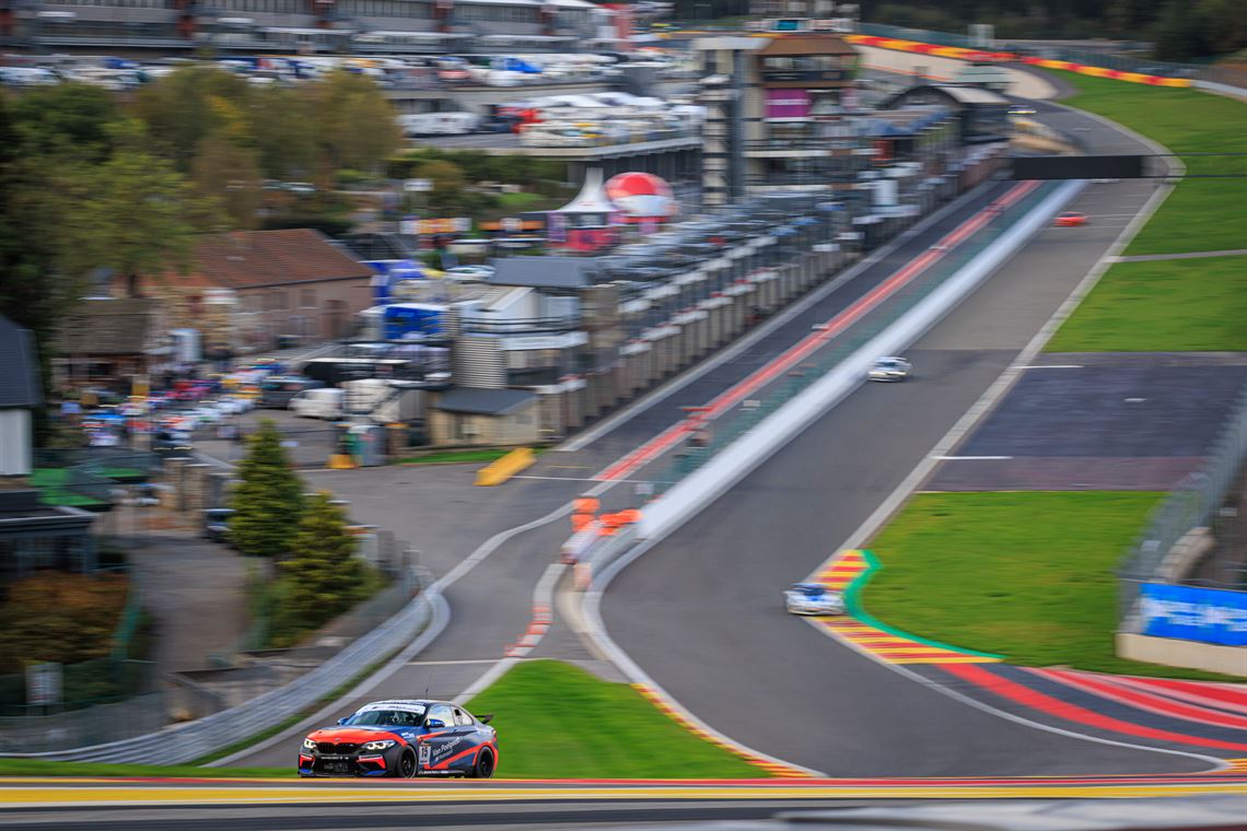 bmw-m2-cs-racing-450-hp