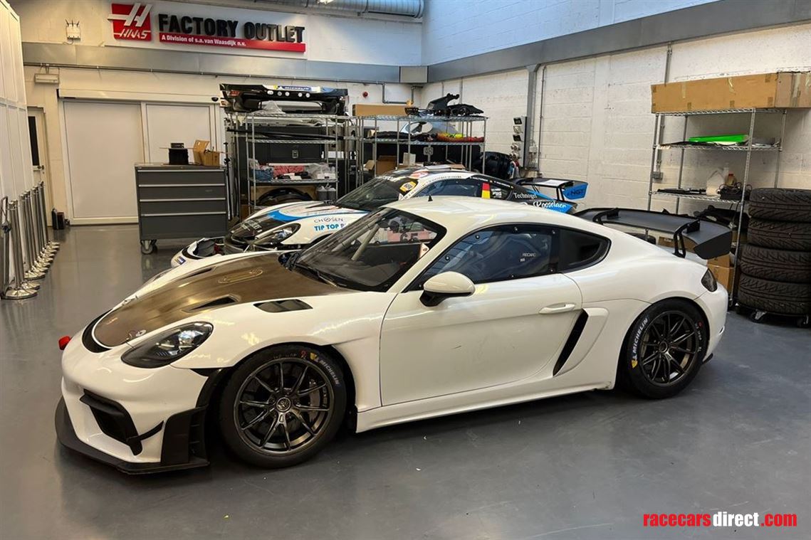 cayman-gt4rs-clubsport-2024