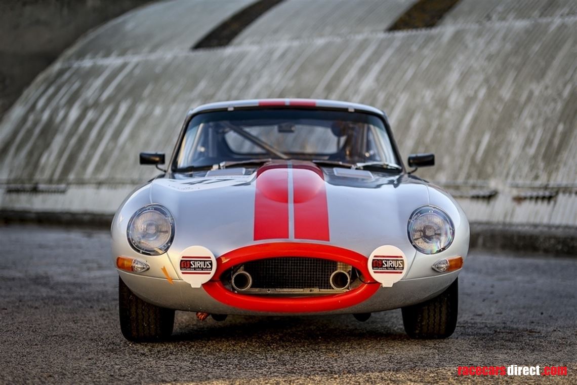 jaguar-e-type-fhc-competition-fia