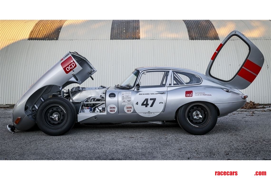 Racecarsdirect.com - Jaguar E-type FHC Competition FIA