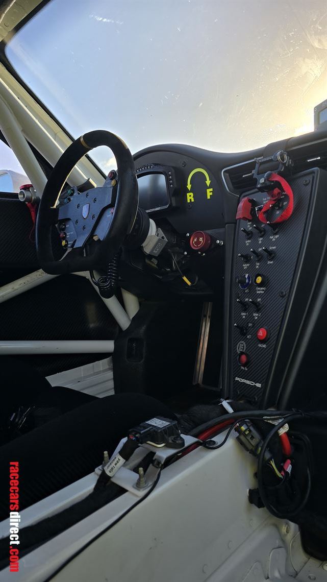 porsche-carrera-cup-car-9912