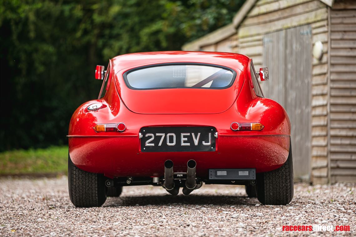 e-type-jaguar-semi-lightweight