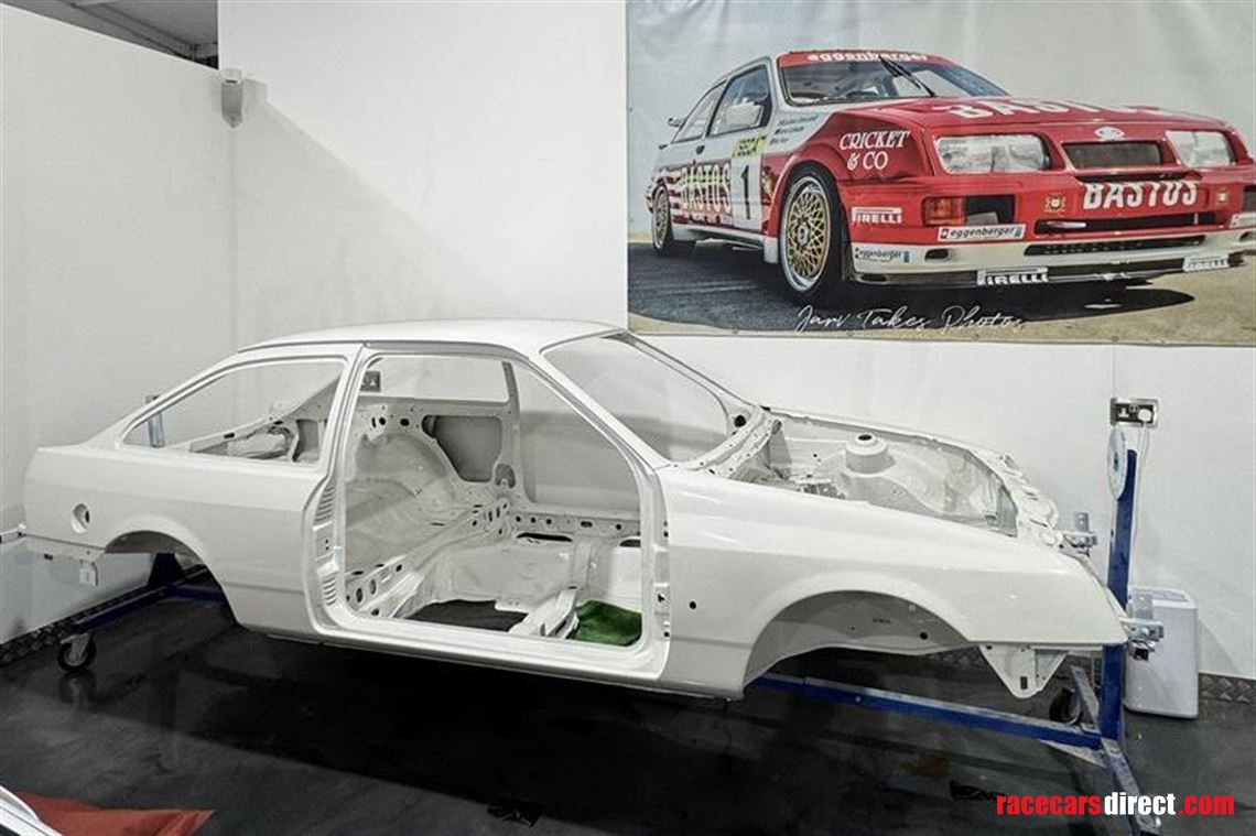 1986-3dr-sierra-cosworth-rs500-motorsport-she