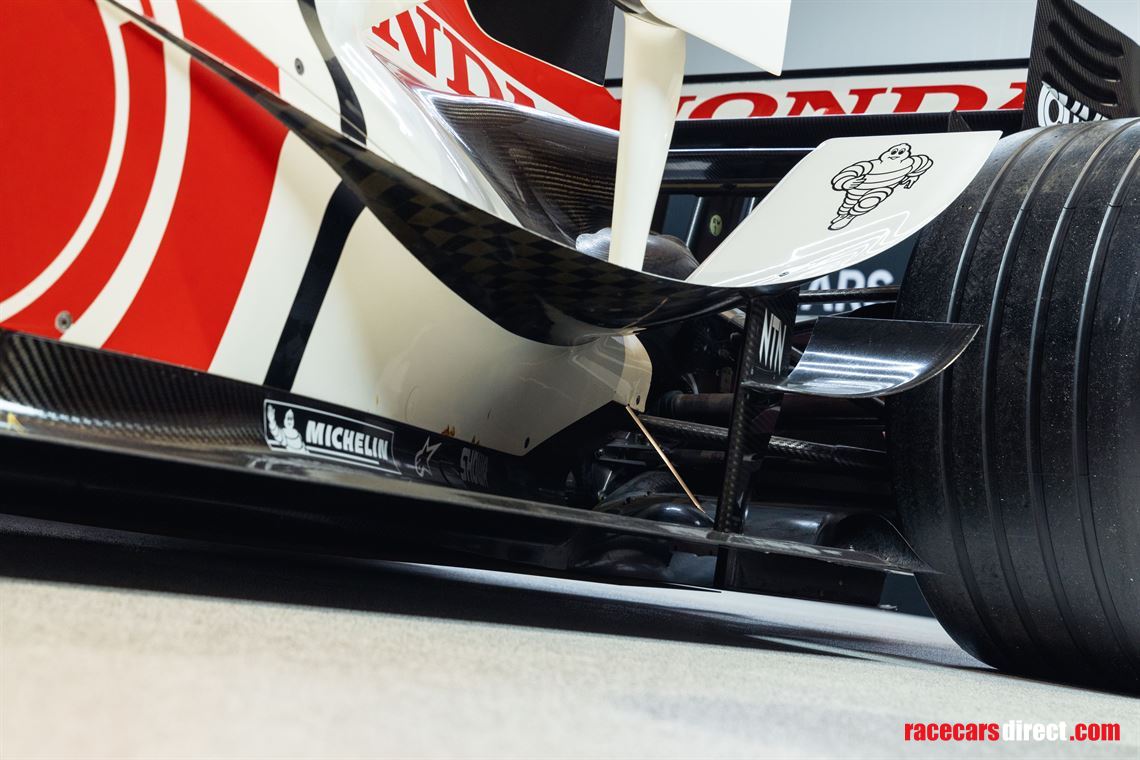 f1-barhonda-rolling-chassis-jenson-button