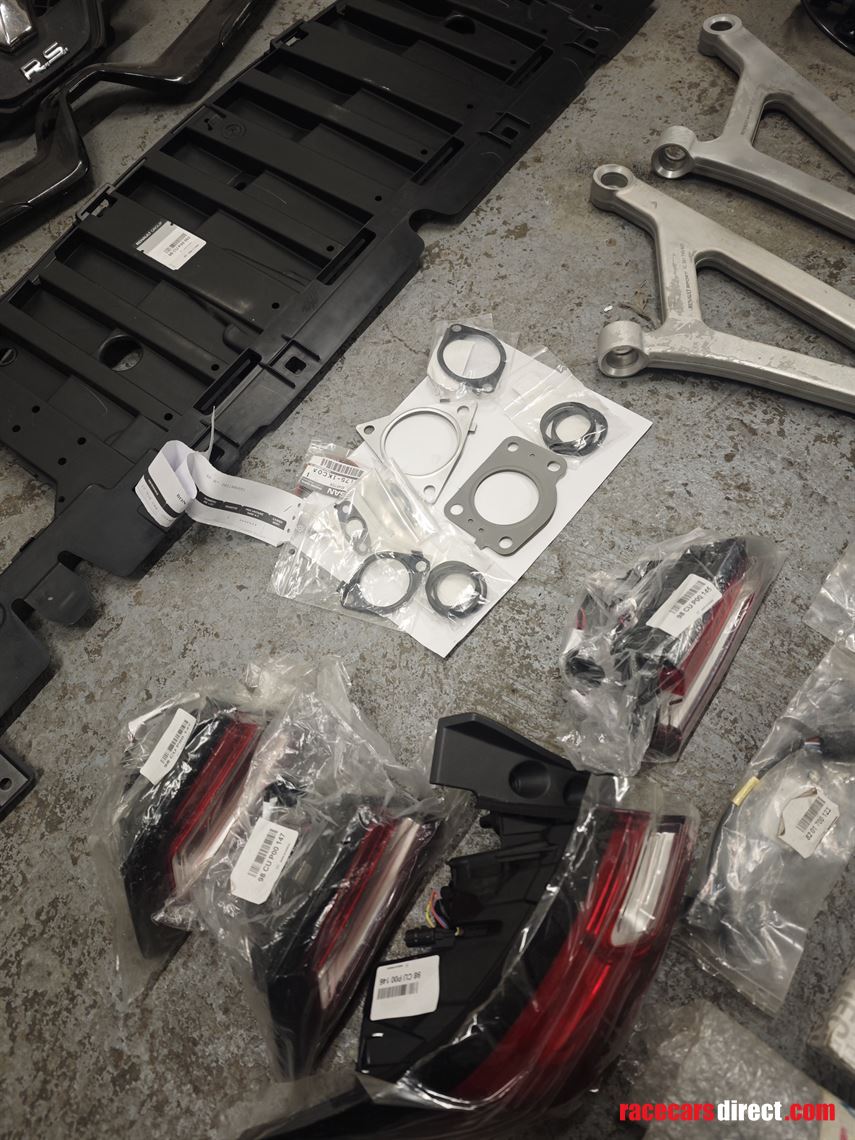 renault-sport-clio-cup-4-parts