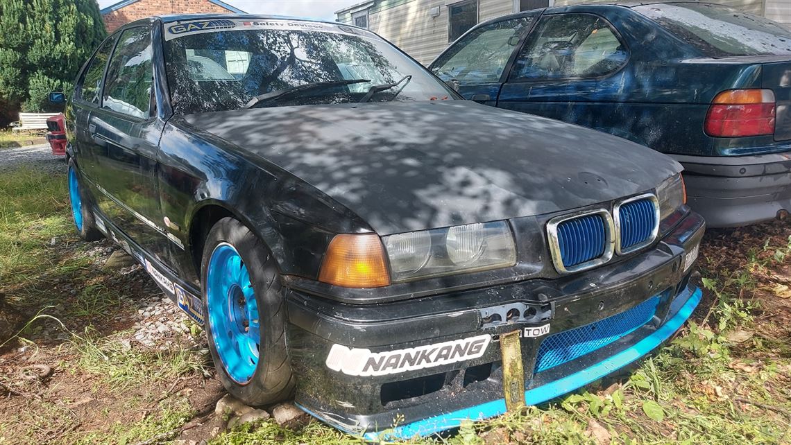 Racecarsdirect.com - BMW COMPACT CUP RACE CAR