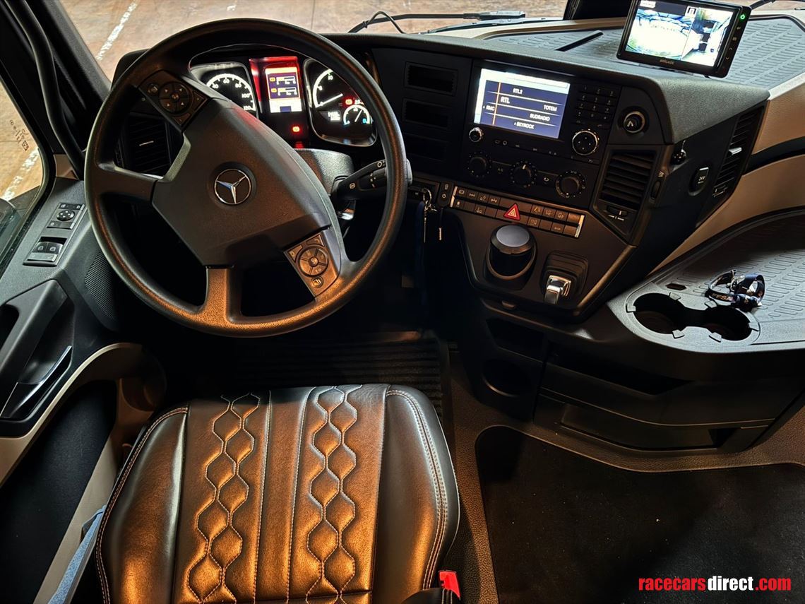 Racecarsdirect.com - STX Mercedes Actros