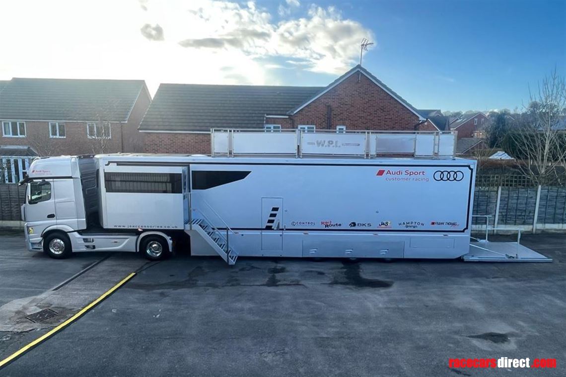 Racecarsdirect.com - Mercedes Actros & Renegade Race Trailer