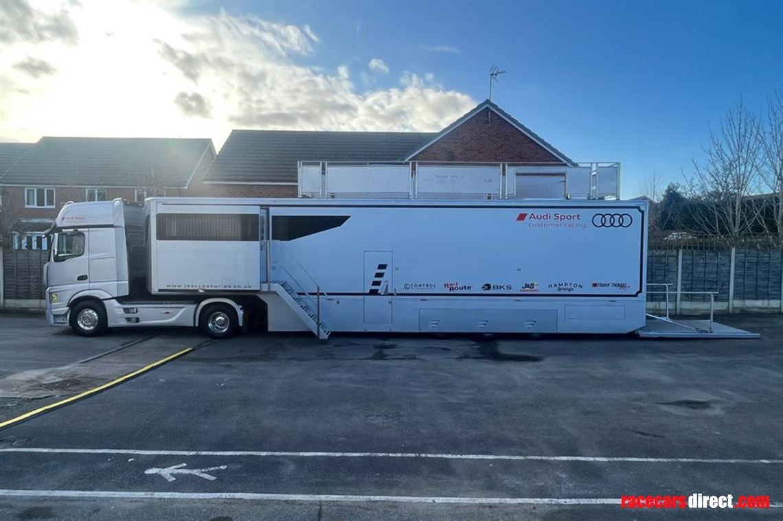 Racecarsdirect.com - Mercedes Actros & Renegade Race Trailer