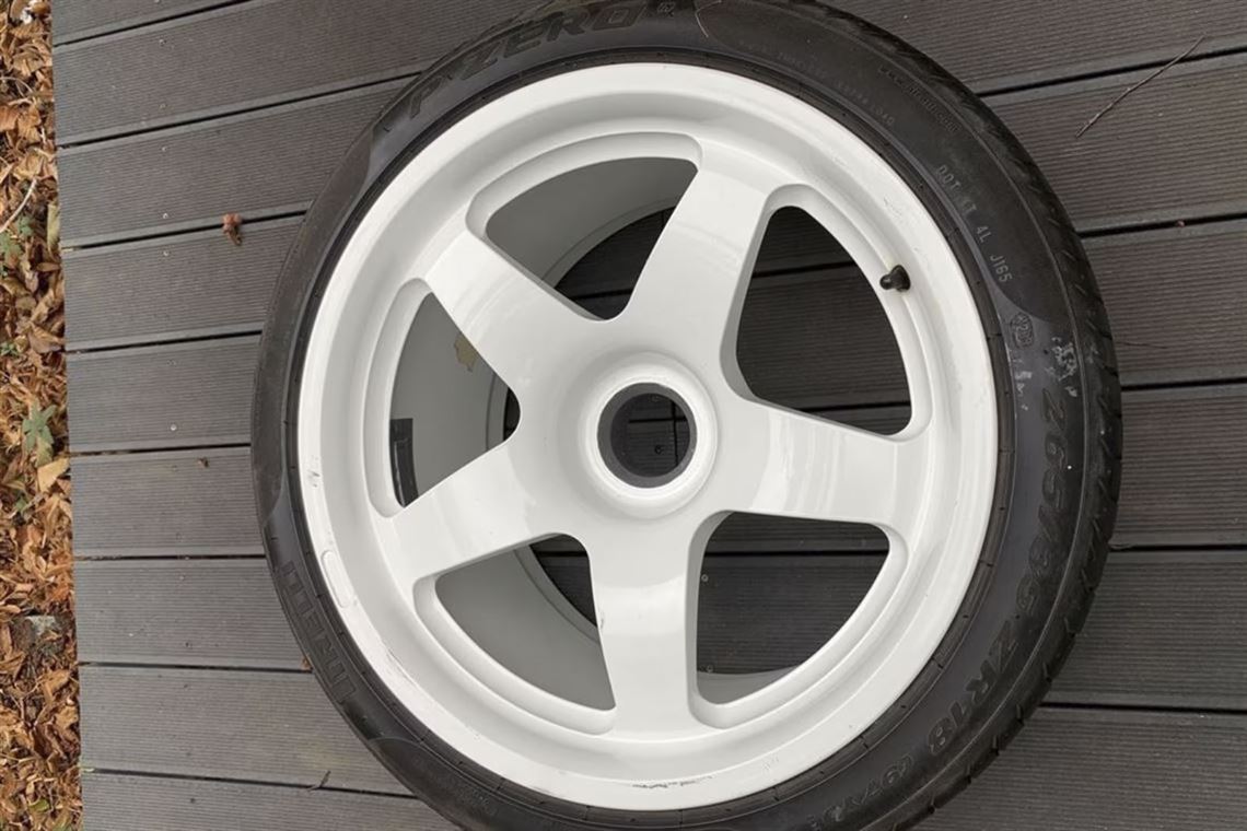 ferrari-f40-lm-wheels