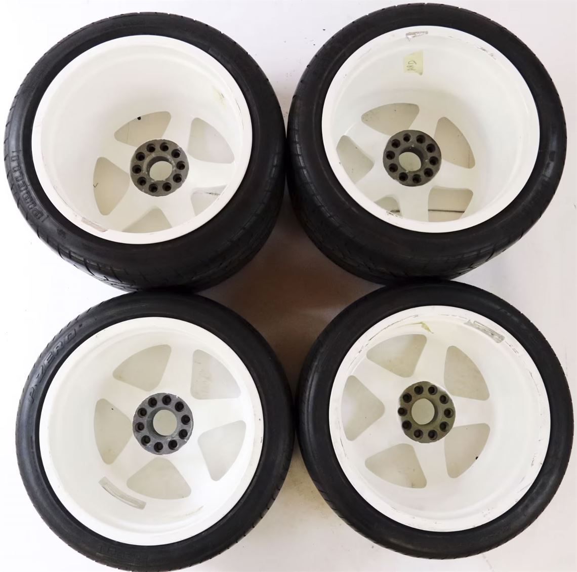 ferrari-f40-lm-wheels