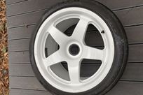 ferrari-f40-lm-wheels