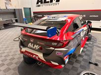 2-x-honda-civic-fl5-tcr