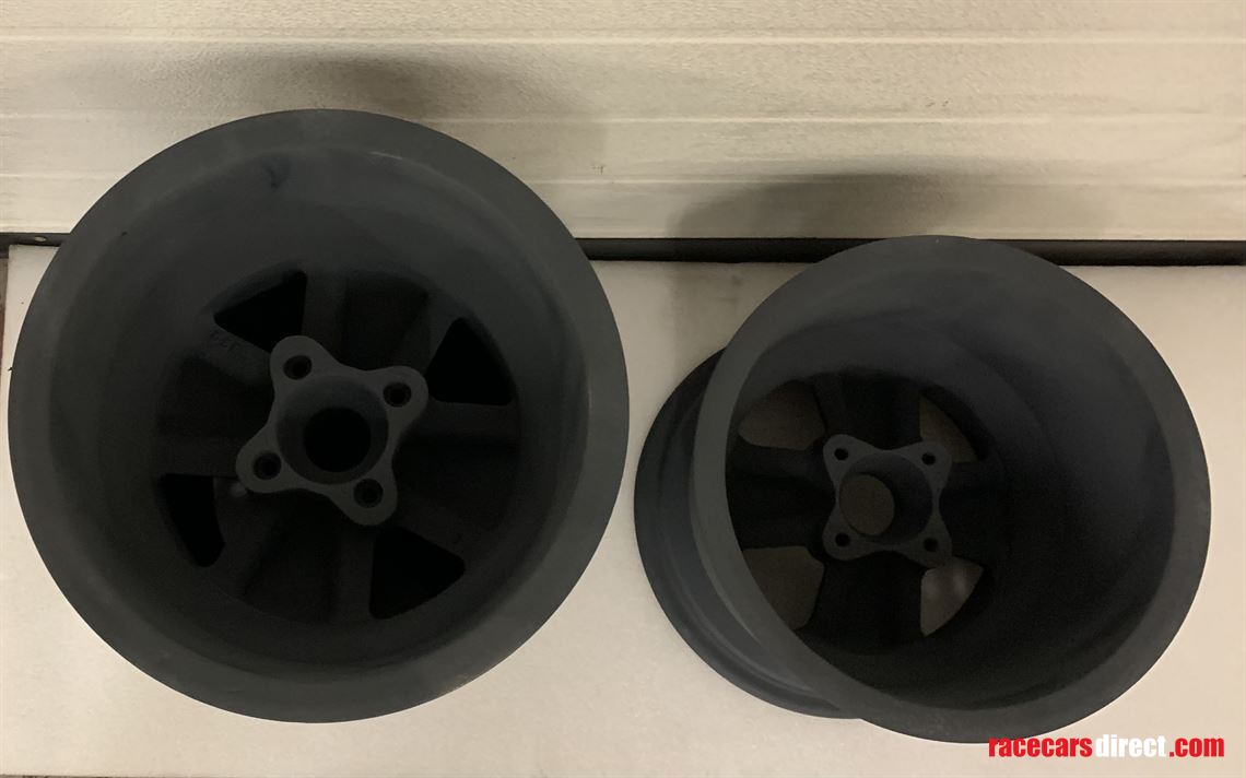 Racecarsdirect.com - Chevron Wheels