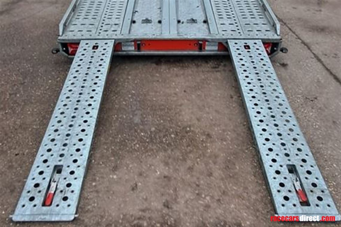 brian-james-231-t-transporter-50m-x-21m-35t