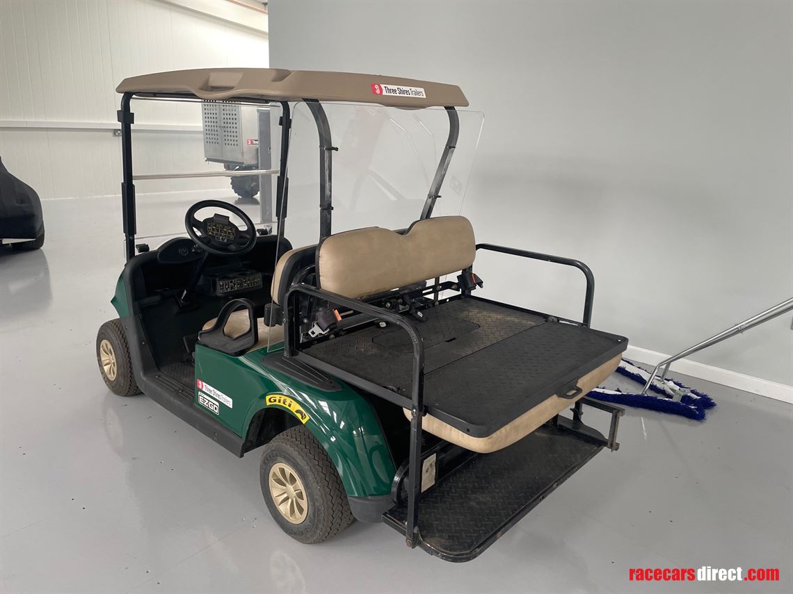 electric-ezgo-golf-buggies