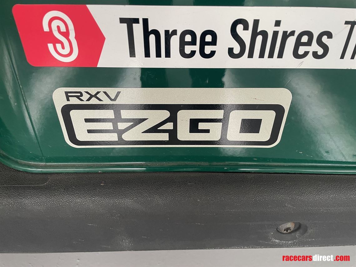 electric-ezgo-golf-buggies