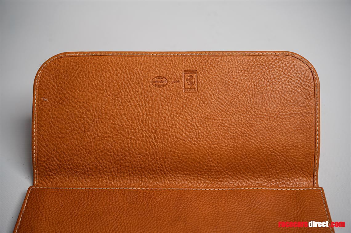 f40-schedoni-leather-wallet