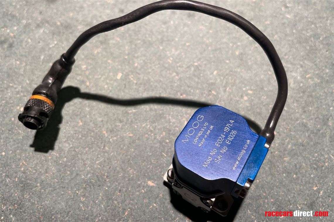 moog-e024la-hydraulic-valve