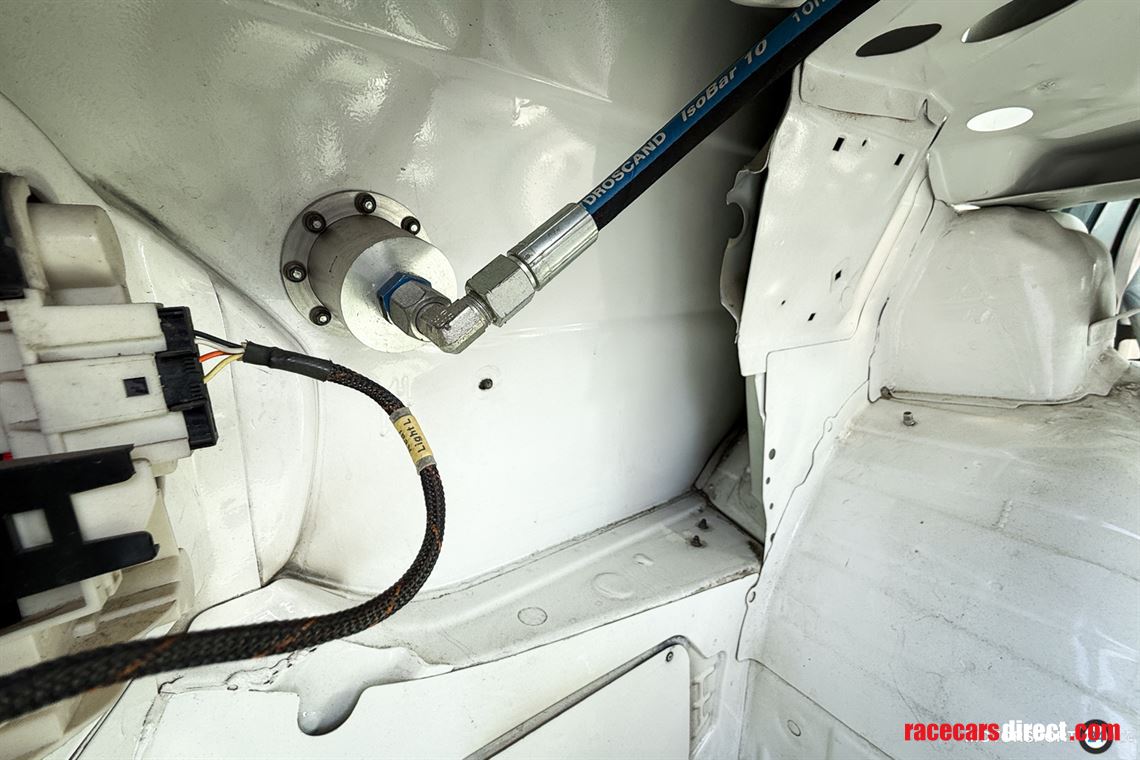 bmw-320si-wtcc---500km-only---x-trac---all-up