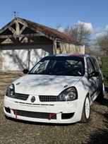 championship-winning-race-clio